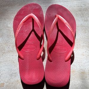 Havaianas Coral Pink Slim Strap Flip Flops
